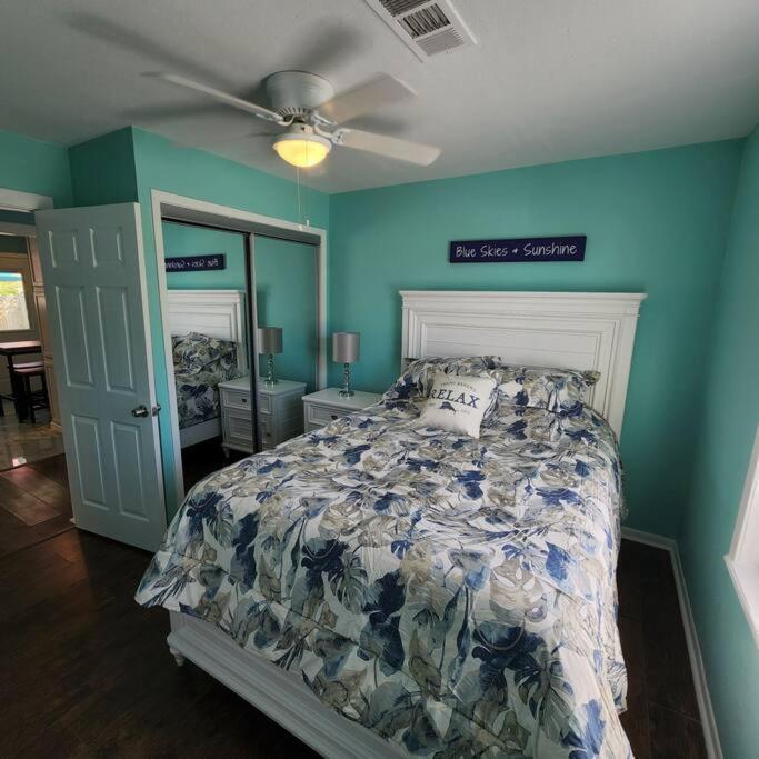 18Th Street - Galveston Seawall Close To Attractions! Remodeled! Villa Bagian luar foto