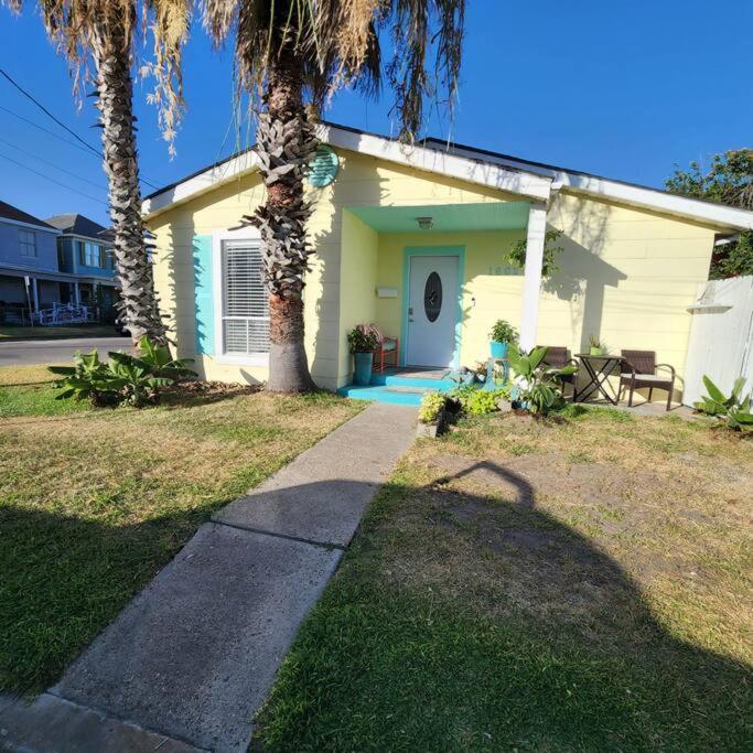 18Th Street - Galveston Seawall Close To Attractions! Remodeled! Villa Bagian luar foto